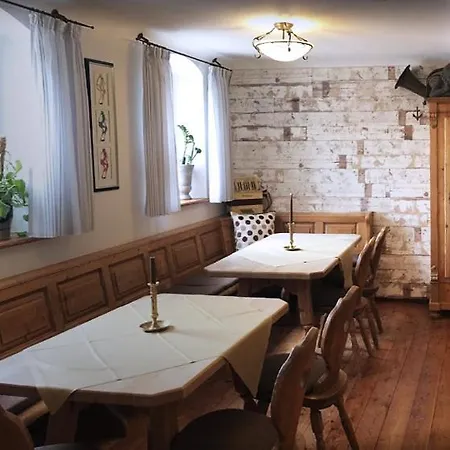 Zum Schiff Inn